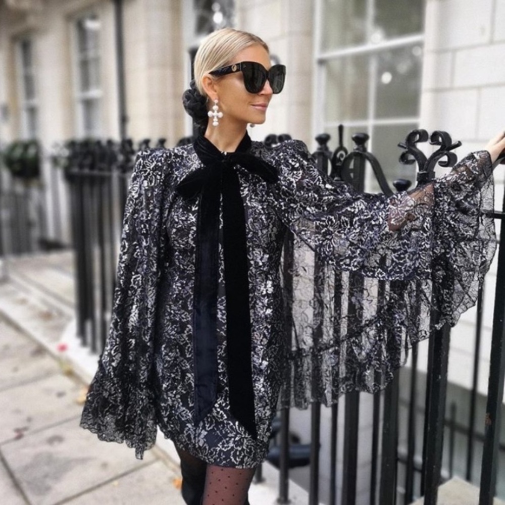 NWT Vampire’s Wife 🦇 by H & M Dress and Cape